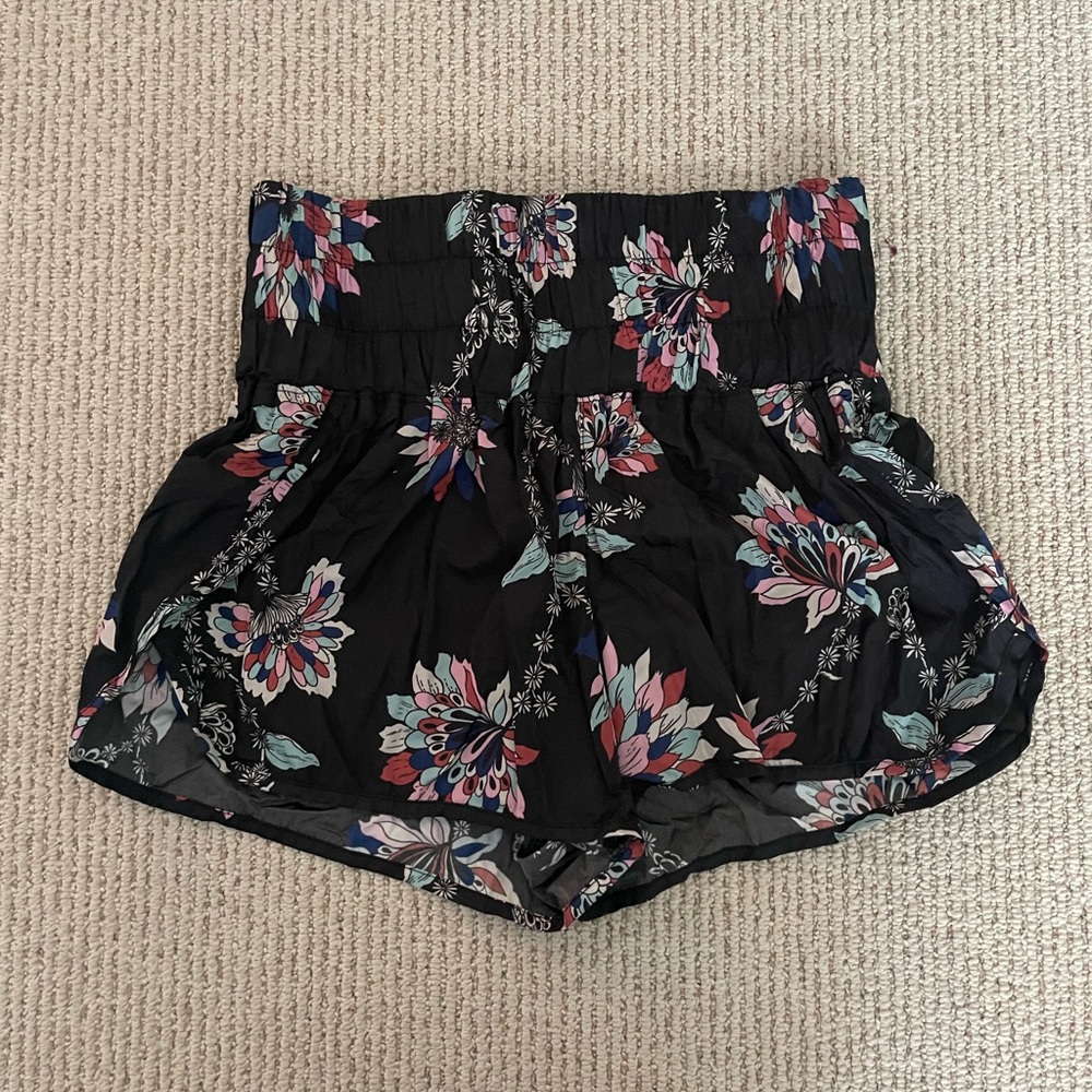 FP Movement Floral Black Women's Shorts Size S/M